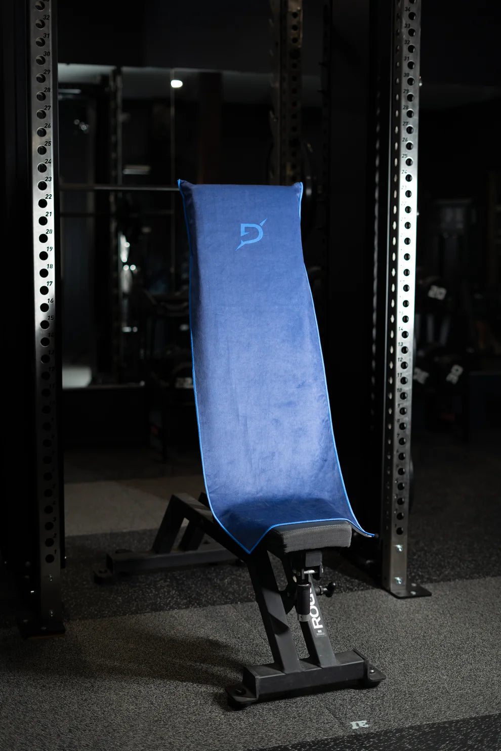 BenchLock Anti-slip gym towel